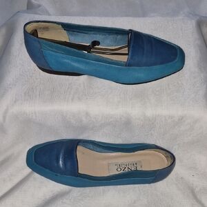 Enzo Angiolini Women's Two-Tone Blue Flats